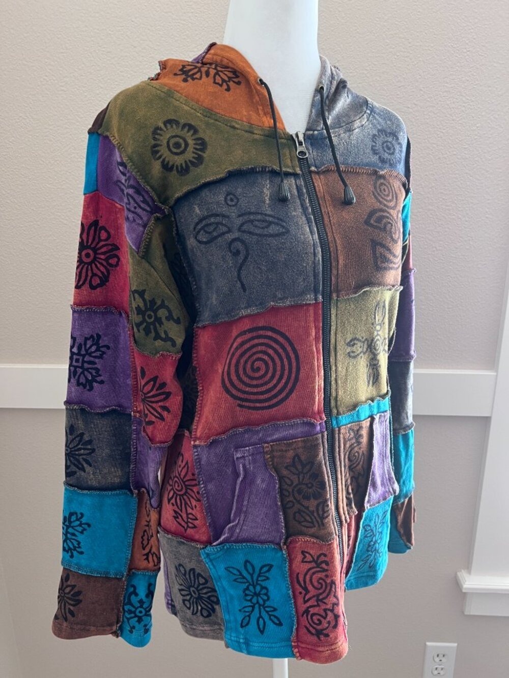 Rising International Boho Patchwork Full-Zip Hoodie Jacket Nepal- Size Med - Picture 2 of 7